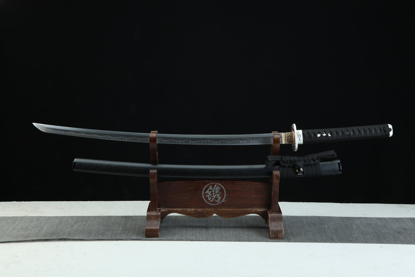 Akitsu 秋津 Katana | Clay-Tempered T8 Carbon Steel | KT27