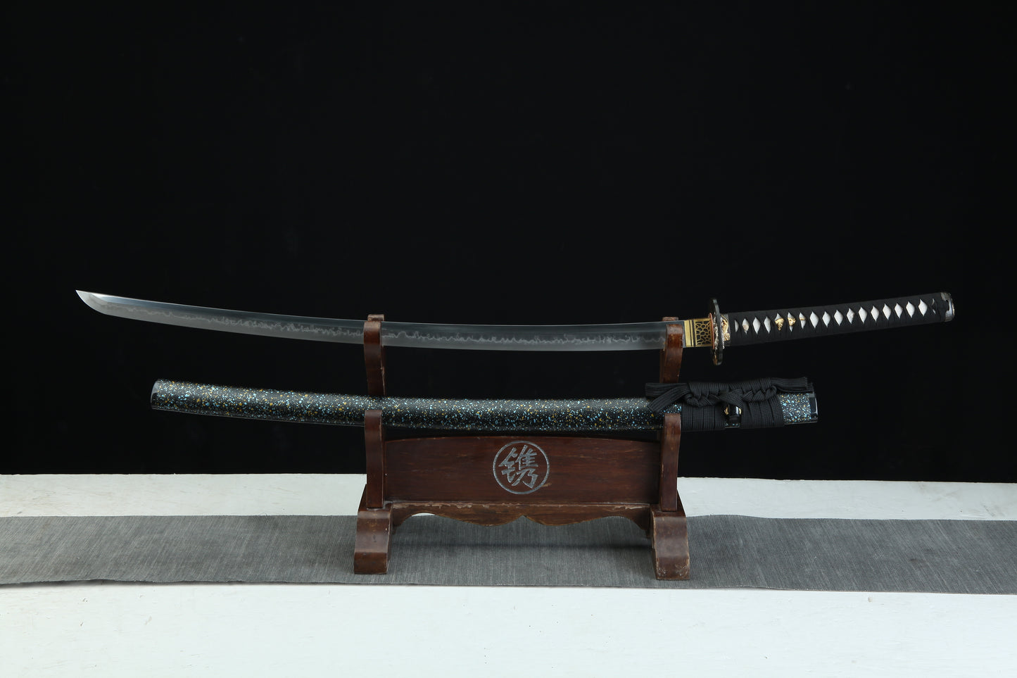 Koshō 虎嘯 - Moonswords Premium Clay-Tempered Katana KT30
