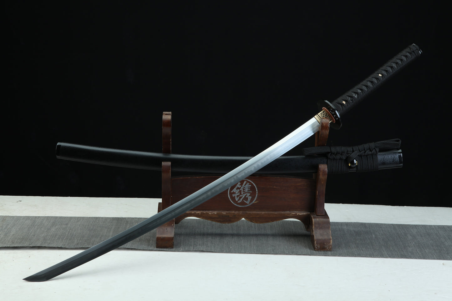 Konton 混沌 – Clay-Tempered T8 Steel Katana | Moonswords