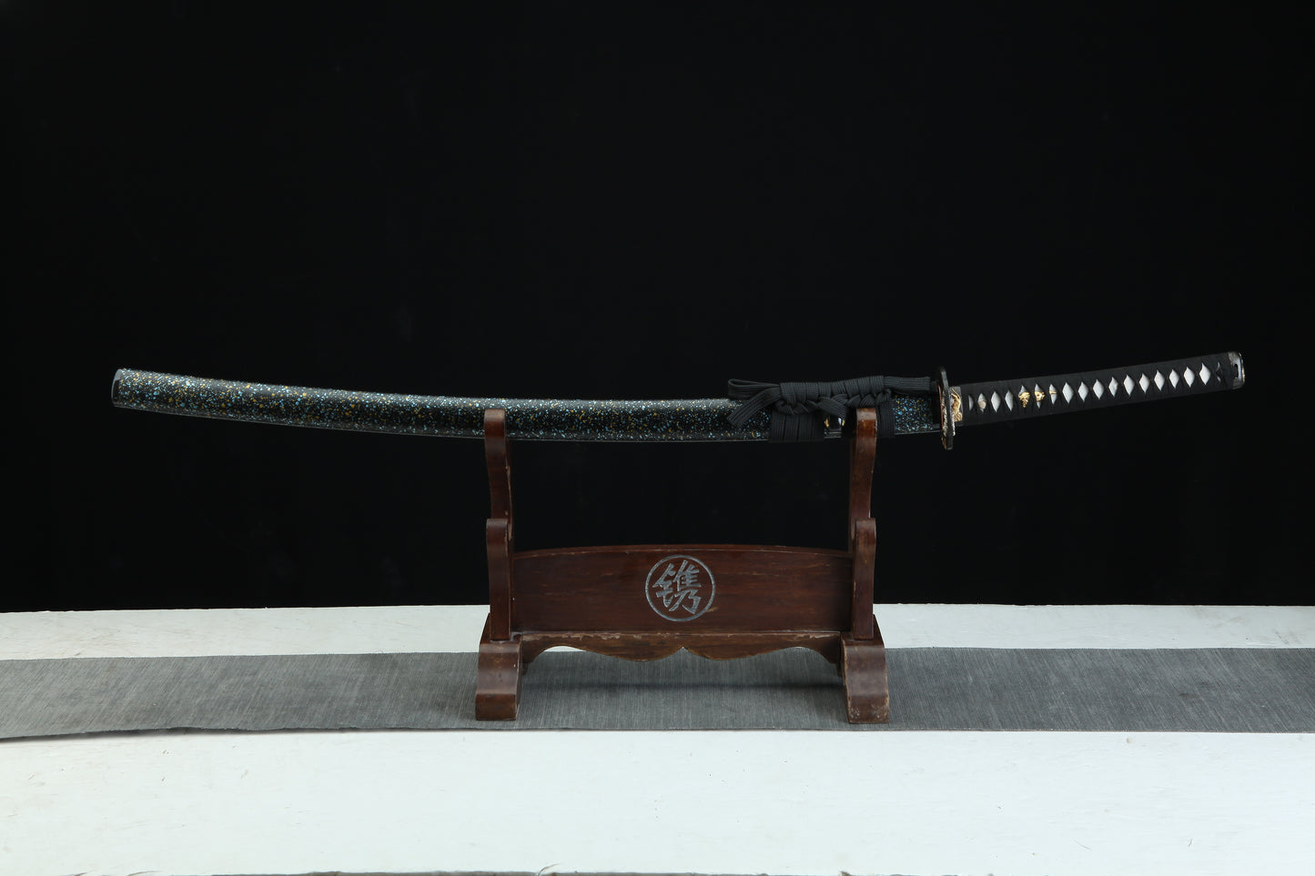Koshō 虎嘯 - Moonswords Premium Clay-Tempered Katana KT30