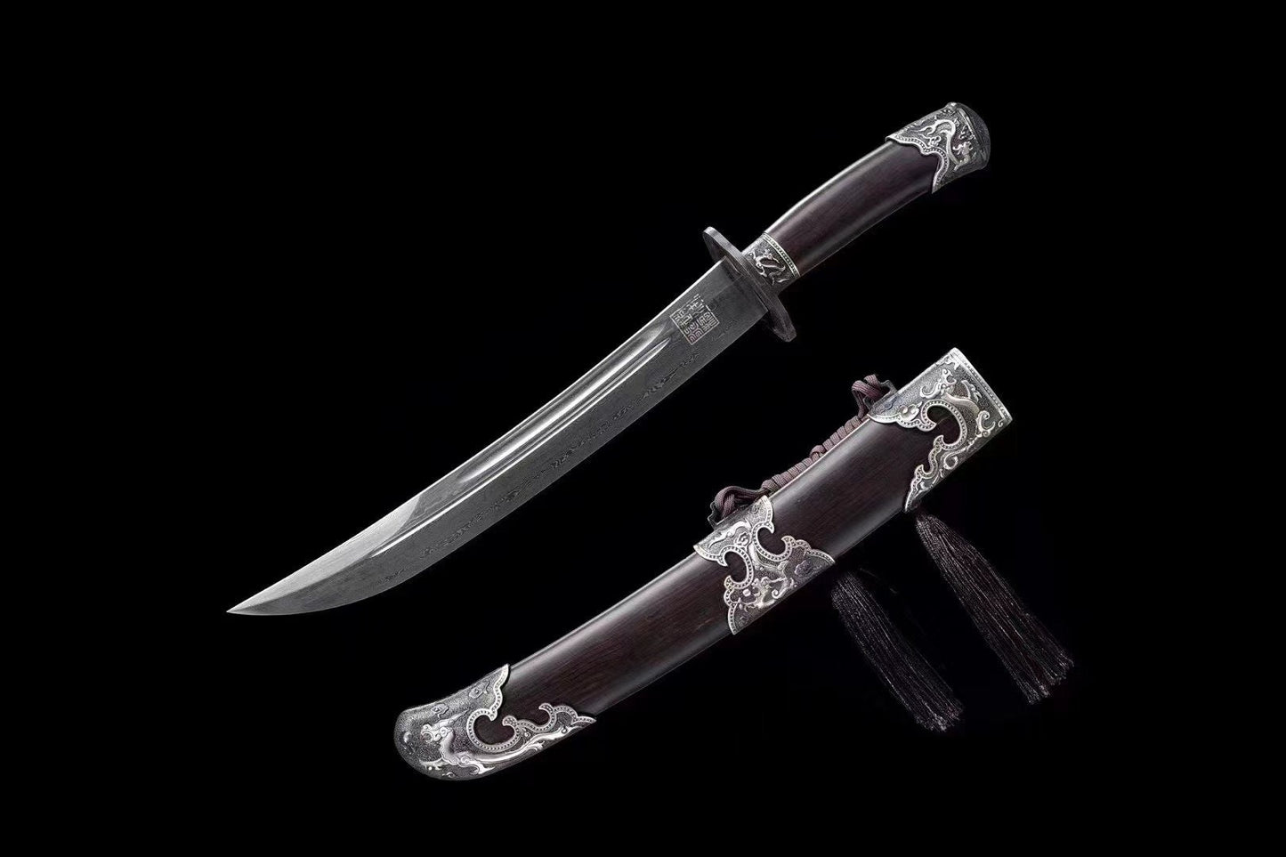 Chinese Damascus Steel Dao – Qing Dynasty Sword with Bronze Guard & Ebony Scabbard