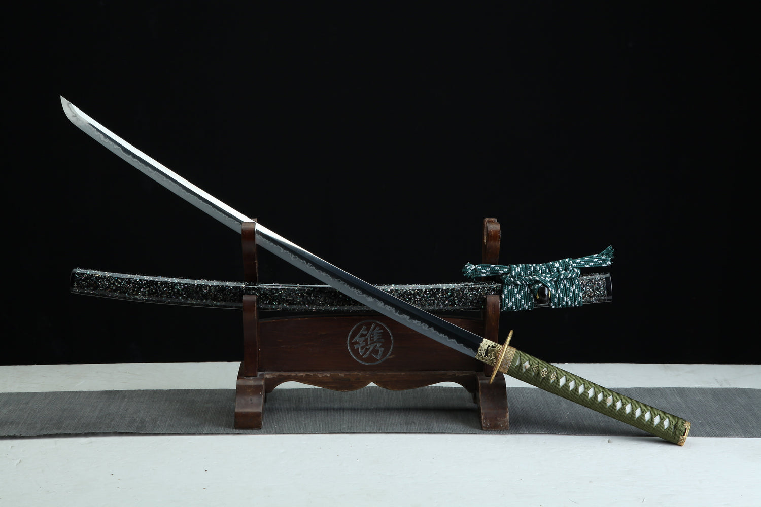 High-End Katana Collection – Master Craftsmanship, Unmatched Detail